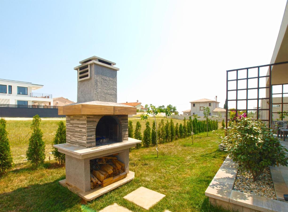 Villa Monteci 2052 Galižana Esterno foto