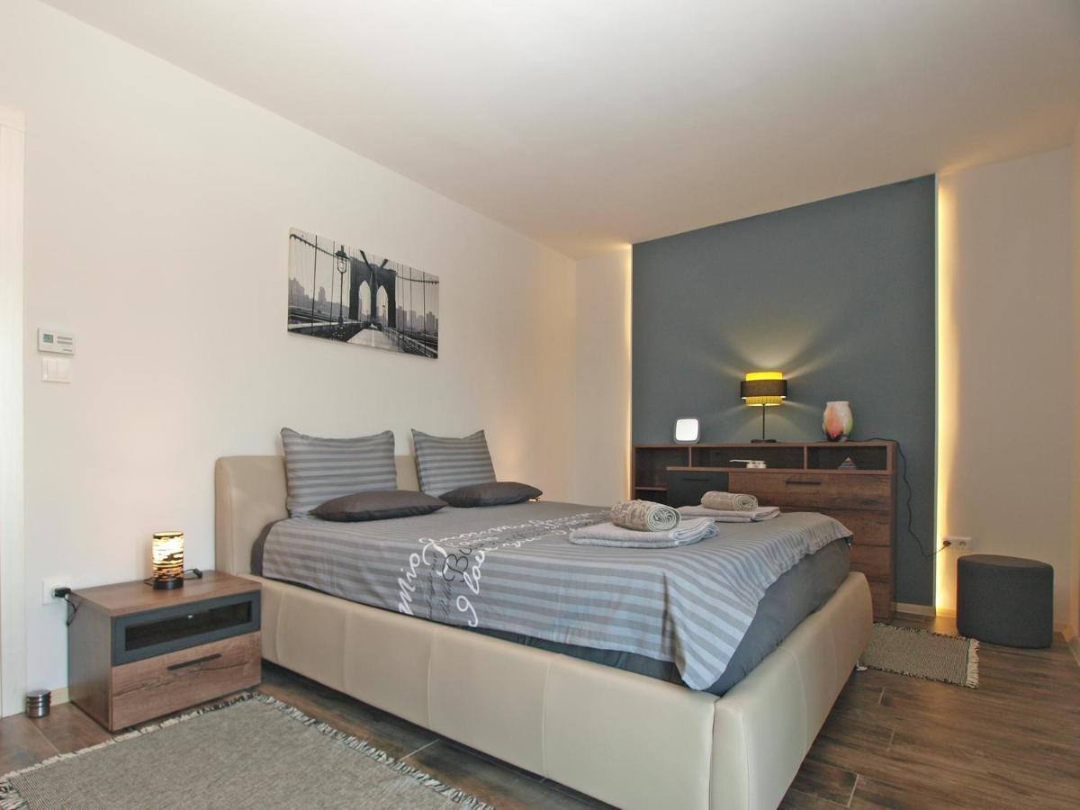 Villa Monteci 2052 Galižana Esterno foto