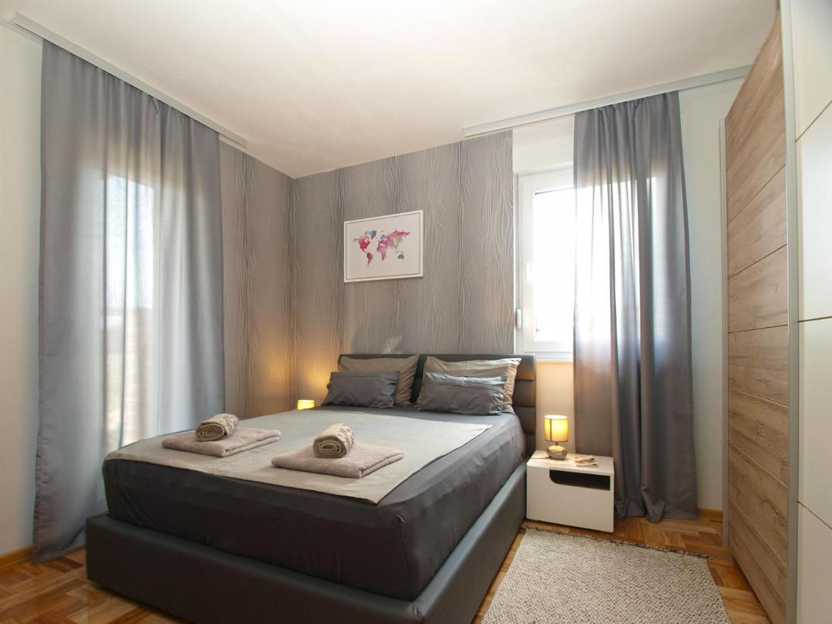 Villa Monteci 2052 Galižana Esterno foto