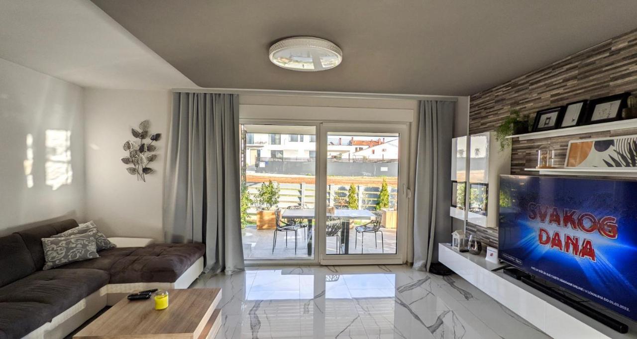 Villa Monteci 2052 Galižana Esterno foto